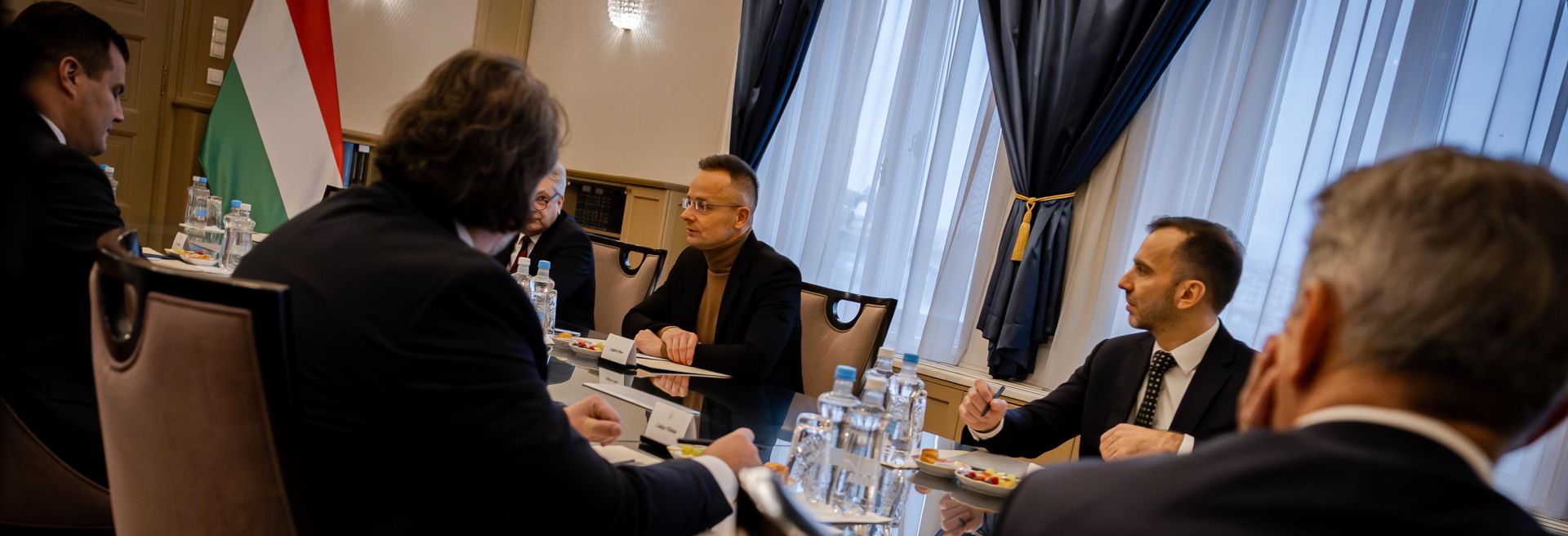 A bizalom gazdasága: 100 vállalat, amely új pályára állította Magyarország fejlődését